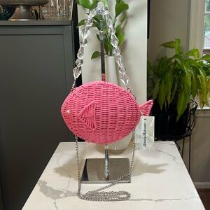 Tommy Bahama Pink Woven Wicker Rattan Pink Fish Crossbody/Clear Bead Purse NWT